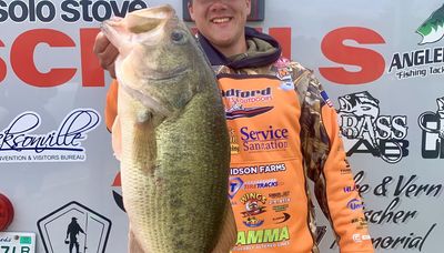 Hunter Petrovic catches the heaviest bass in ICASSTT history