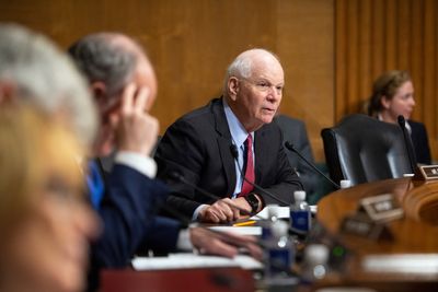 Cardin decides not to run again, ending Hill career begun in 1987