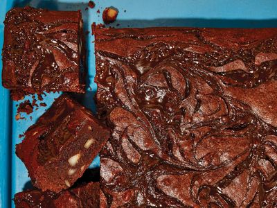 These tamarind caramel brownies are for the chocolate dessert connoisseurs
