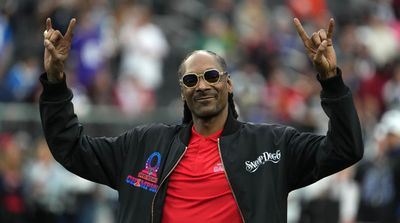 Snoop Dogg Part of Group Bidding to Purchase NHL Franchise