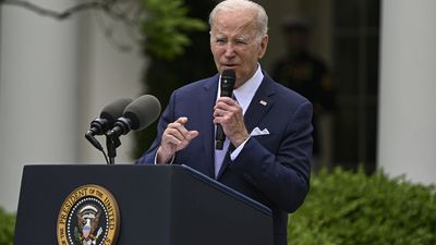 Biden seeks emergency debt ceiling meeting with congressional leaders