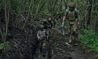 Ukraine vows not to give up on defending Bakhmut as it prepares for counteroffensive – as it happened