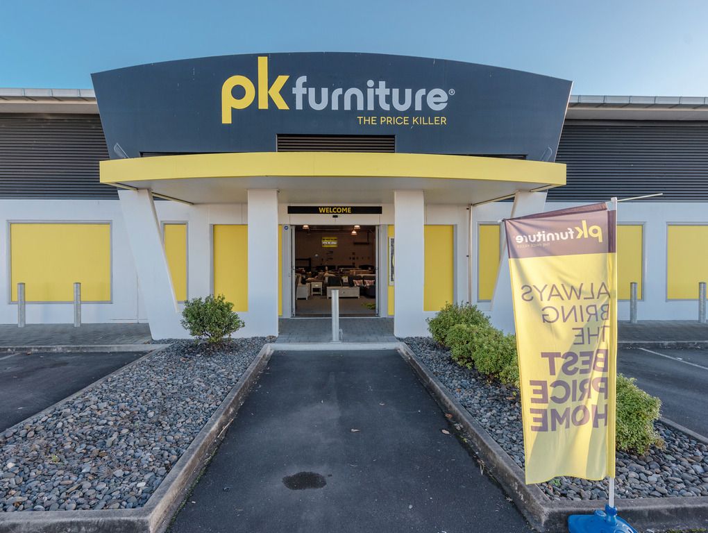 Te Rapa furniture store up for auction