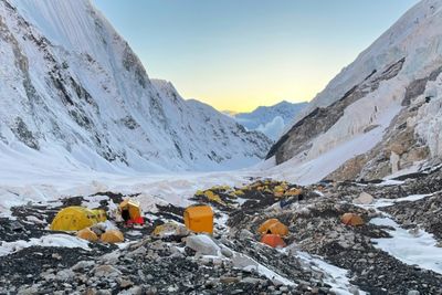 US climber dies on Everest