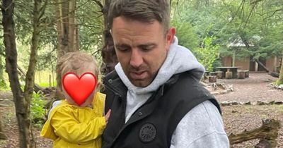 Richie Myler shares first snap of newborn daughter on day out with kids