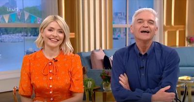 Holly Willoughby gushes over 'beautiful' Welsh beach featured on This Morning live broadcast