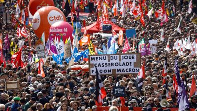 French unions announce new day of pension protests, strikes for June 6