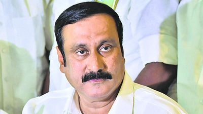 Anbumani walks into consultative meeting on NLC land acquisition without invitation