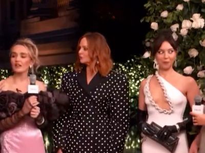 ‘Awkward’ Met Gala red carpet interview with Chloe Fineman and Stella McCartney, Aubrey Plaza goes viral