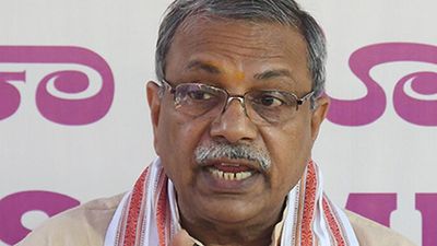 VHP slams Congress for comparing Bajrang Dal with PFI