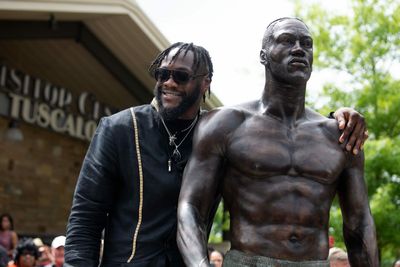 Deontay Wilder arrested for alleged possession of concealed weapon in Los Angeles