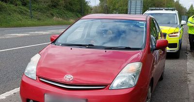 Police catch yet another driver dodging Manchester Airport pick up costs - on hard shoulder of motorway