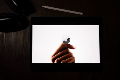 Apple, Google partner to combat creepy tracking tactics