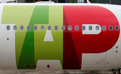 Portuguese minister resigns in growing airline scandal, PM keeps him in job