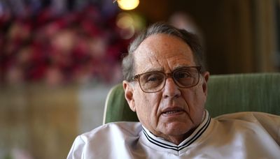 Whenever Jerry Reinsdorf speaks, White Sox fans are going to listen