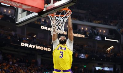 NBA Twitter reacts to Anthony Davis, Lakers taking Game 1 from Warriors
