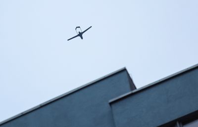 Russia's war on Ukraine latest: Russian drones attack Kyiv again