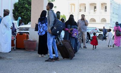 Last UK rescue flight from Sudan to take off on Wednesday