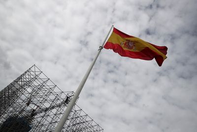 Spain's conservatives seen winning parliamentary election, poll shows