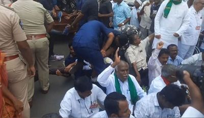 Police detain farmers' union members protesting against privatisation of Vizag Steel Plant in Andhra Pradesh