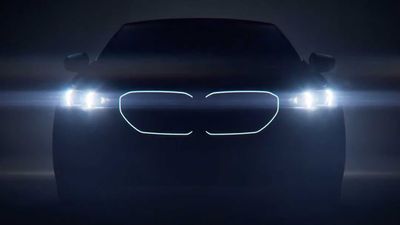 2024 BMW i5 Teaser Reveals Illuminated Kidney Grille, Ambient Lighting