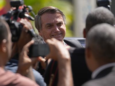 Brazil police raid ex-President Bolsonaro's home in COVID vaccine card investigation