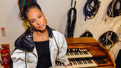 Alicia Keys heads to Abbey Road to play two famous upright pianos and discuss the Spatial Audio mixes of her albums