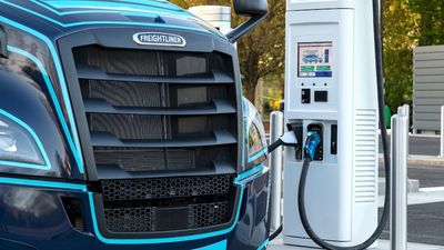 Electrifying commercial delivery vehicles is the fastest way to decarbonise, report finds