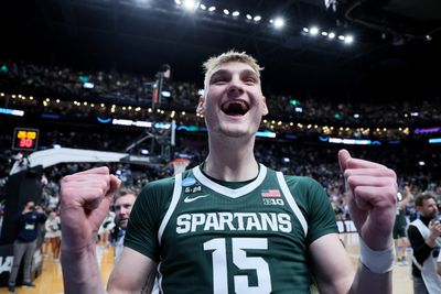 LOOK: MSU basketball center Carson Cooper dunks Tom Izzo in water tank