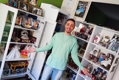 Brazilian with 2,000 memorabilia pieces says royals ‘an extension of my family’