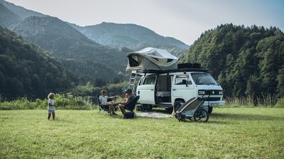 Thule's new 4-person Approach rooftop tent takes glamping to a whole new level