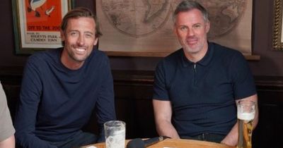Jamie Carragher 'honoured' as he drinks pint with Peter Crouch