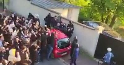 PSG bosses waste no time in picking sides after ultras turn up at Neymar’s house