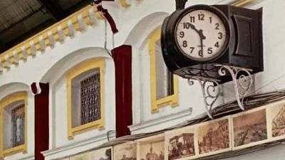 Howrah station's iconic Boro Ghori turns 97, opens floodgates of memories of train lovers