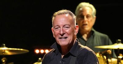 Fan looking to catch Bruce Springsteen in Dublin pub shocked to see another music superstar instead