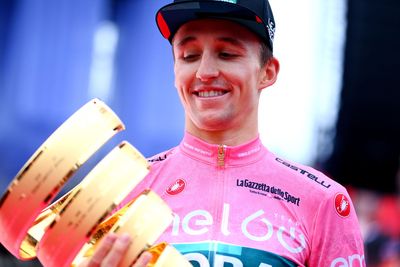 What is the prize money for the Giro d'Italia?