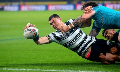 Jake Clifford’s early class leaves Hull enough room to fend off Wigan’s charge