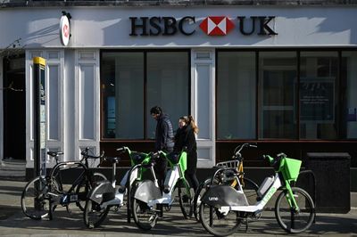 HSBC faces shareholder vote on splitting bank