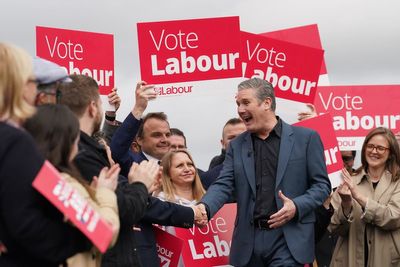 Local elections 2023 – live: Labour set to form next government, says Starmer, as Tory losses mount