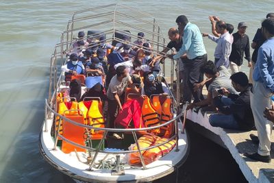 Rohingya team visits Myanmar in refugee return scheme