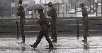 'Thundery downpours' and 'spot flooding' predicted in Met Eireann weekend forecast