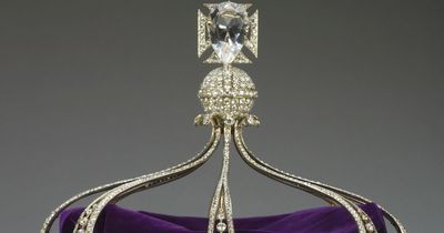 What is the The Koh-i-Noor diamond?