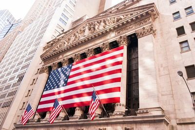 Stock Index Futures Climb Ahead of Key U.S. Payrolls Data
