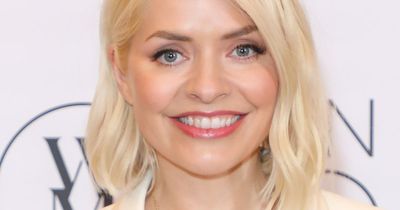 Holly Willoughby stuns in 'pretty' summer dress from Marks and Spencer