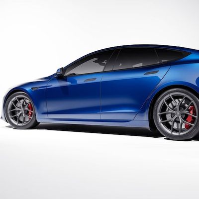 Tesla’s New Model S Plaid Package Unlocks The EV’s Supercar Potential