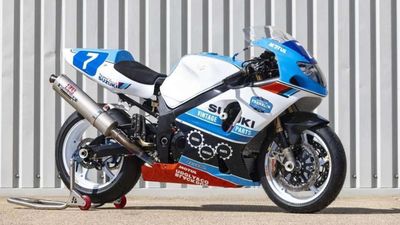 Team Classic Suzuki Reveals Jaw-Dropping GSX-R1000 K1 Race Bike