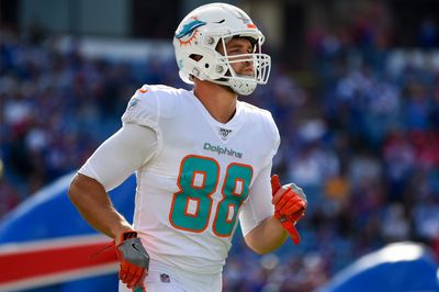 Patriots TE Mike Gesicki shares admiration for defensive unit