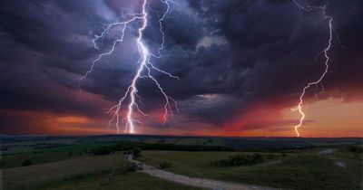 Dublin weather: Met Eireann forecast 'a chance of thunder' this afternoon following thunderstorm warning yesterday