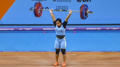 India's Bindyarani Devi wins silver at Asian Championships