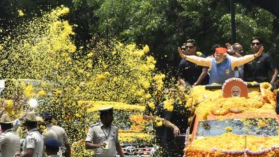 PM holds roadshow in Bengaluru amid much fanfare